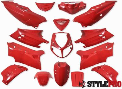 Sada plastov kapotáže  15 dielov  SPS-Racing Scuderia - červená farba - Peugeot Speedfight 2