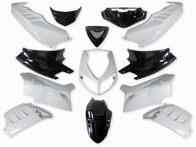 Sada plastov kapotáže  13 dielov  SPS-racing Čierna farba /Biela farba Speedfight 2